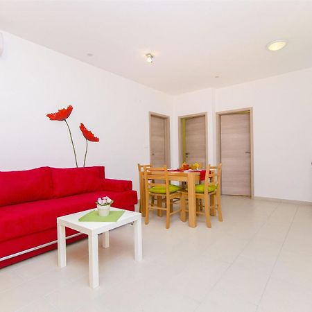 Apartments Pava Donji Okrug  Kültér fotó