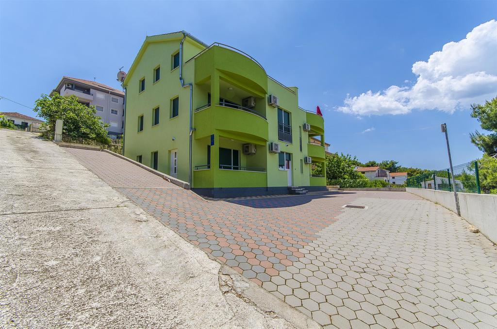 Apartments Pava Donji Okrug  Kültér fotó